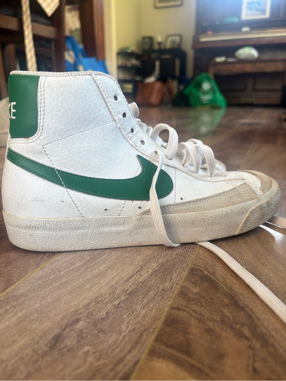 Nike White High-Top Sneakers with Green Swoosh - Kids